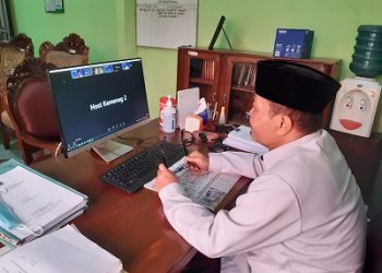 Kepala Kemanag Kota Magelang Ikuti Rakernas Melalui Daring