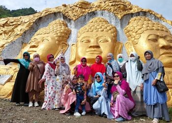 Karomah Ajak Jama’ahnya Belajar Memaknai Anugerah Keindahan Alam