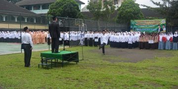 UPACARA HARI AMAL BHAKTI KEMENAG KE 71 TAHUN 2017 TINGKAT KOTA MAGELANG