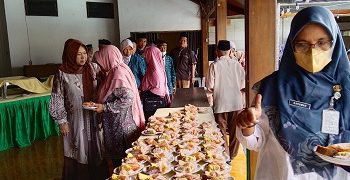 Karomah, JCH Dari Kecamatan Magelang Tengah Ungkapkan Antusiasnya Ikuti Manasih Haji