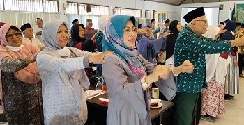Jamaah Calon Haji, Ikuti Manasik Haji Tingkat Kecamatan Dengan Riang