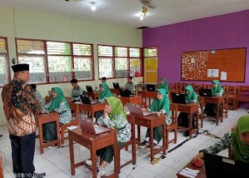 Sofia Nur, Semangati Siswa MTsN 1 Kota Magelang Saat Asesmen Madrasah Berlangsung
