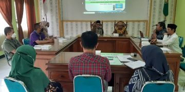MI Al Iman Gelar Seminar Parenting Bertajuk “Membina Hidup Bahagia dengan Al-Qur’an”