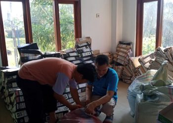 Jaga Kerapihan & Keindahan Kantor, KUA Magelang Utara Rutinkan Bersih-Bersih