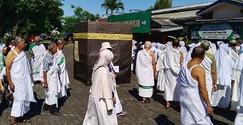 CJH Kota Magelang Praktikkan Beribadah Haji Dalam Mansiknya