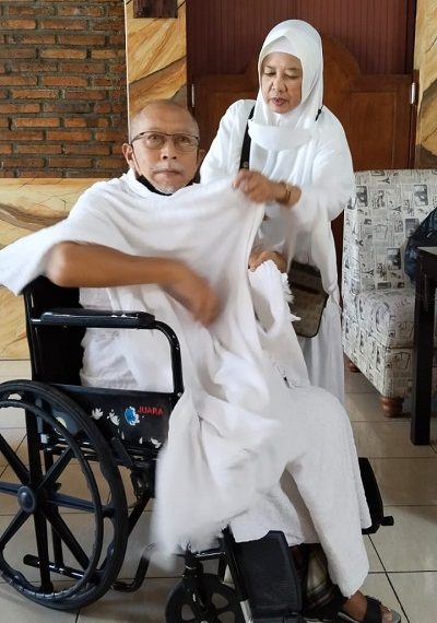 Herman Airianto, Meski Berkursi Roda Ia Optimis Tunaikan Ibadah Haji Ke Tanah Suci